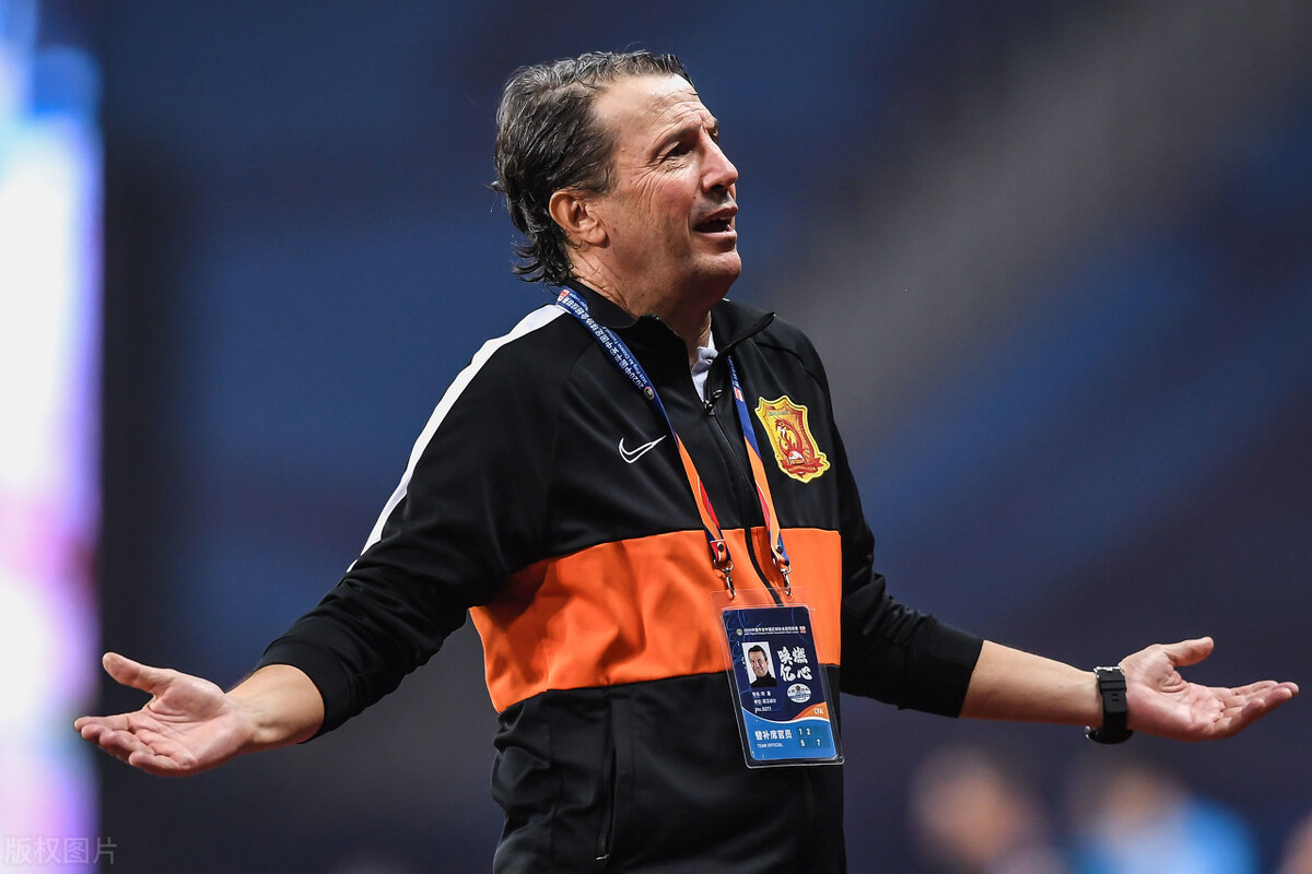 冲刺阶段阿森纳更衣室发声——中超节点到来，管理层满意，临场指挥获称赞的简单介绍米兰